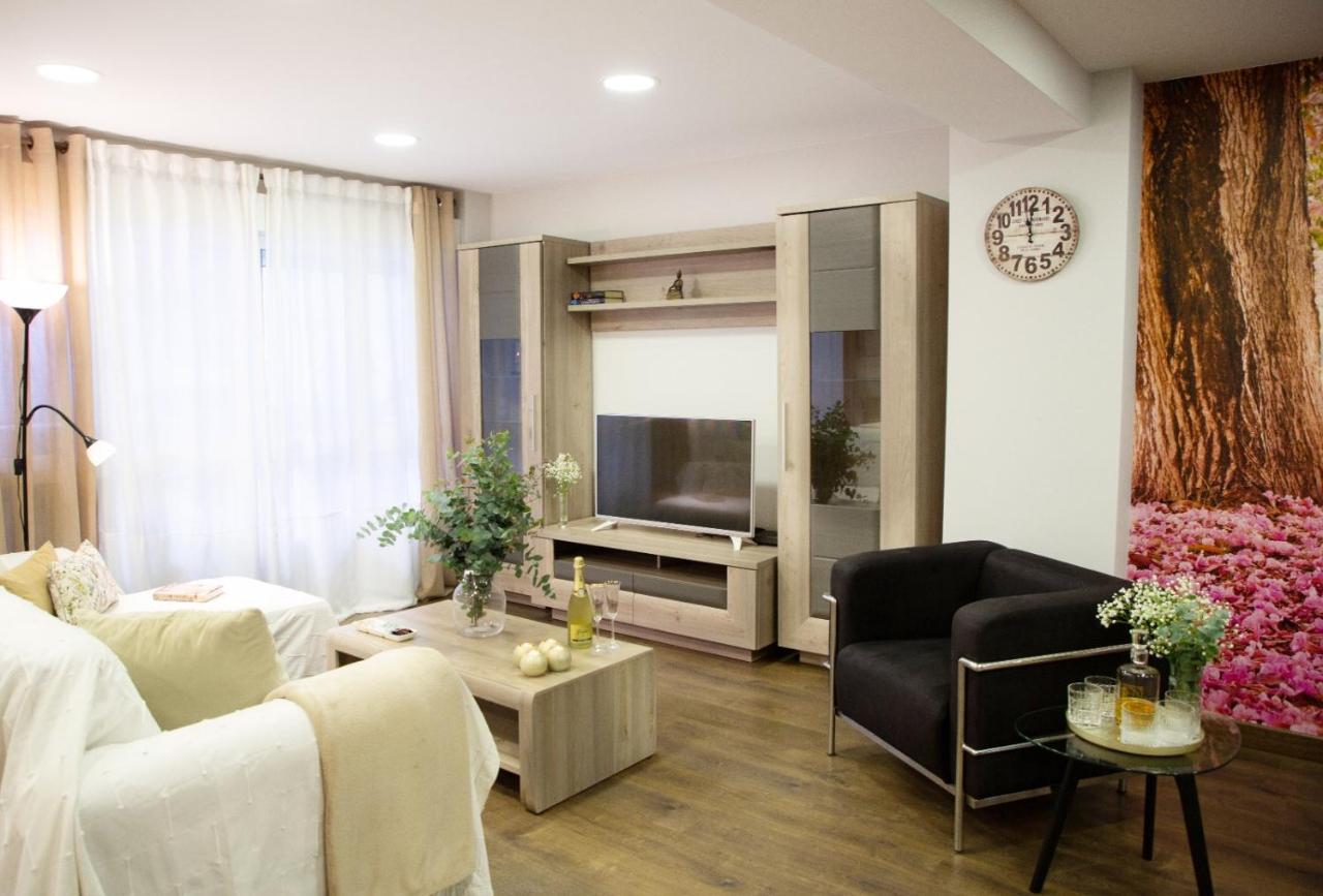 Luxury New Apartment City Centre & Beach, Alicante Kültér fotó