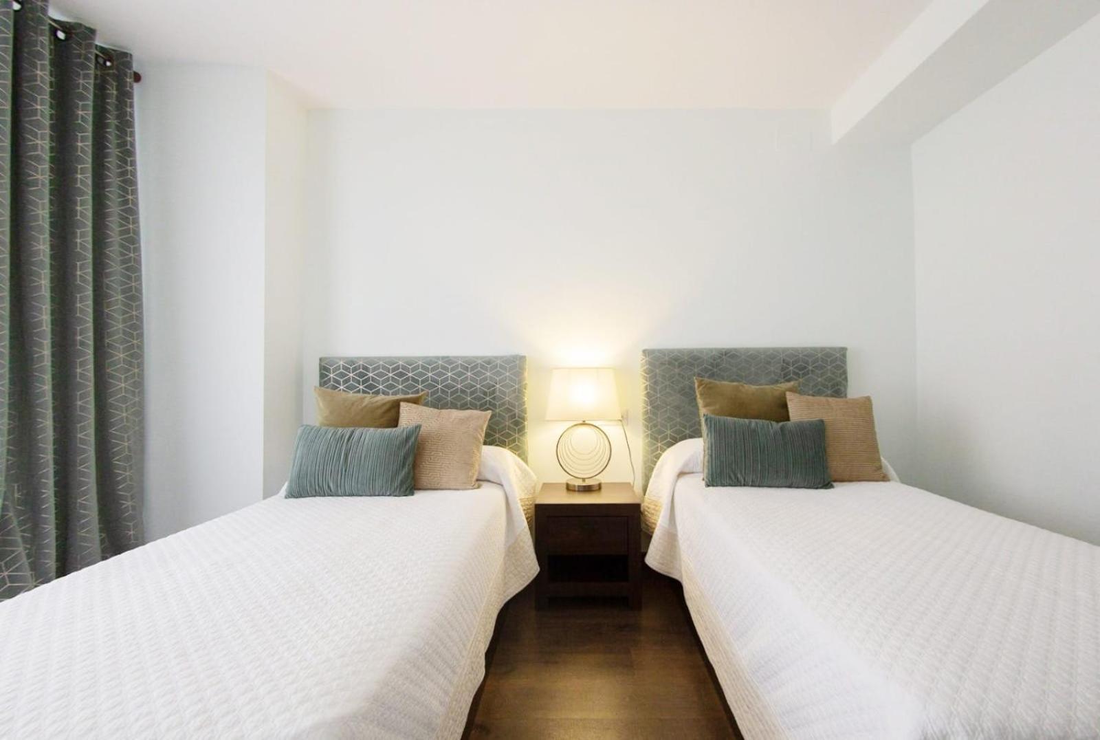 Luxury New Apartment City Centre & Beach, Alicante Kültér fotó